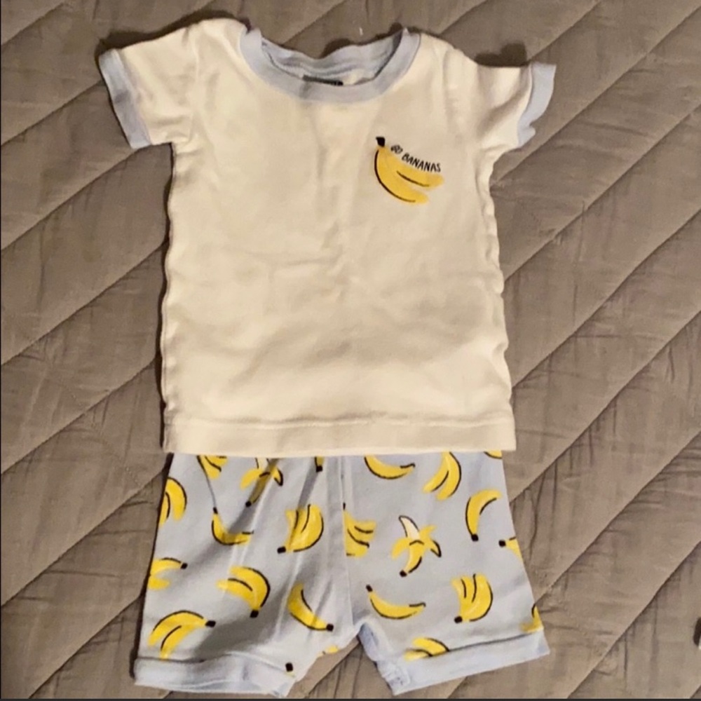 Old navy pajamas